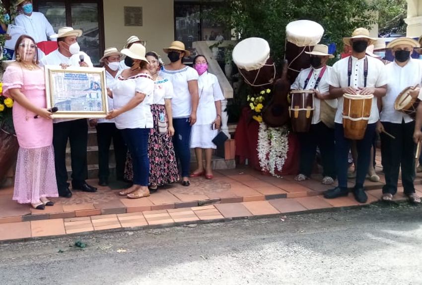 Hoy hubo hasta agasajados. 