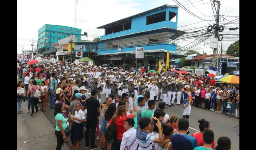 Desfiles patrios en La Chorrera. 