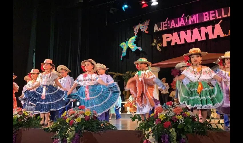 Es un espectáculo de casi tres horas en el Teatro Balboa. Usted no se aburrirá por nada del mundo, ya que cada presentación deja con ganas de más. Foto: Cortesía