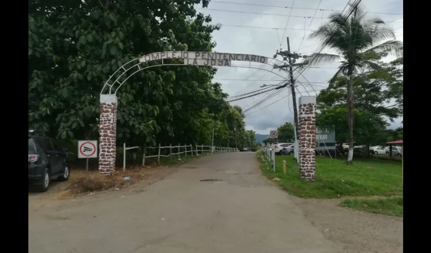 Foto ilustrativa de la entrada a La Joya. 