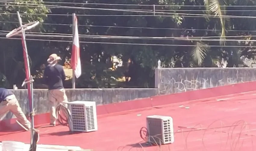 Vista de los trabajos en los techos. 