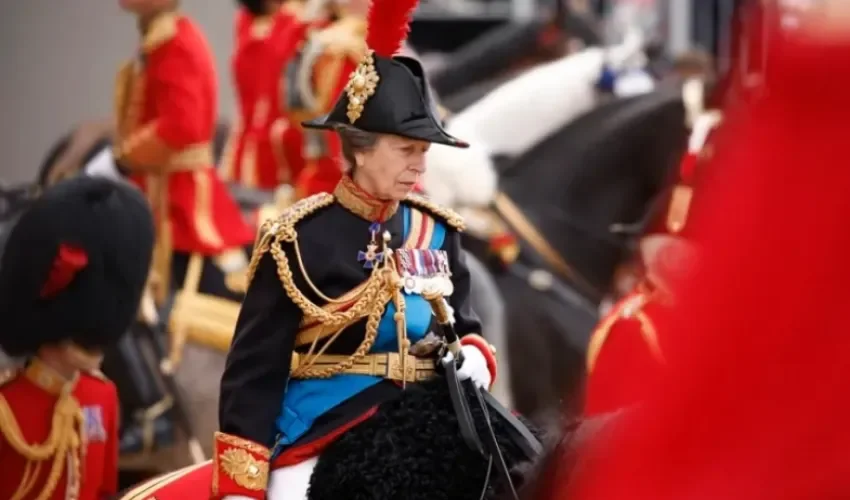 La princesa Ana, durante el Trooping the Colour. EFE/EPA/David Cliff